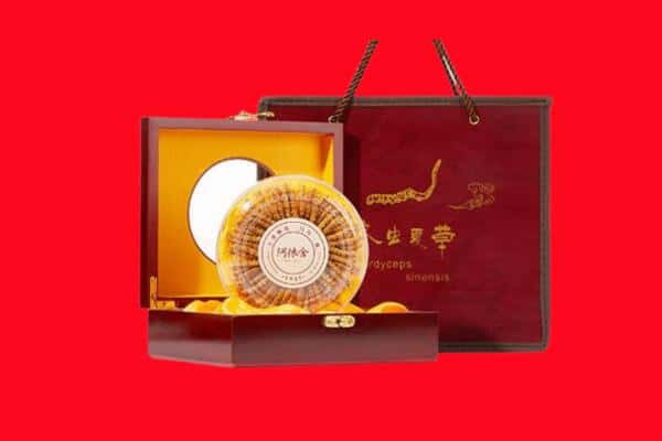 收购资讯:渭南市潼关回收冬虫夏草是按克吗